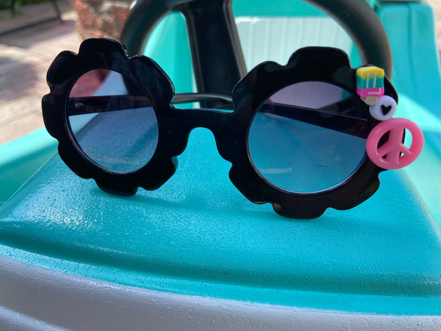 Kitchy Sunglasses